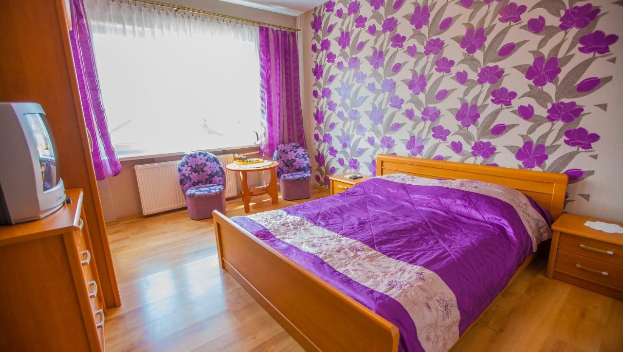 Pokoje Goscinne Marek Wladyslawowo Exterior foto